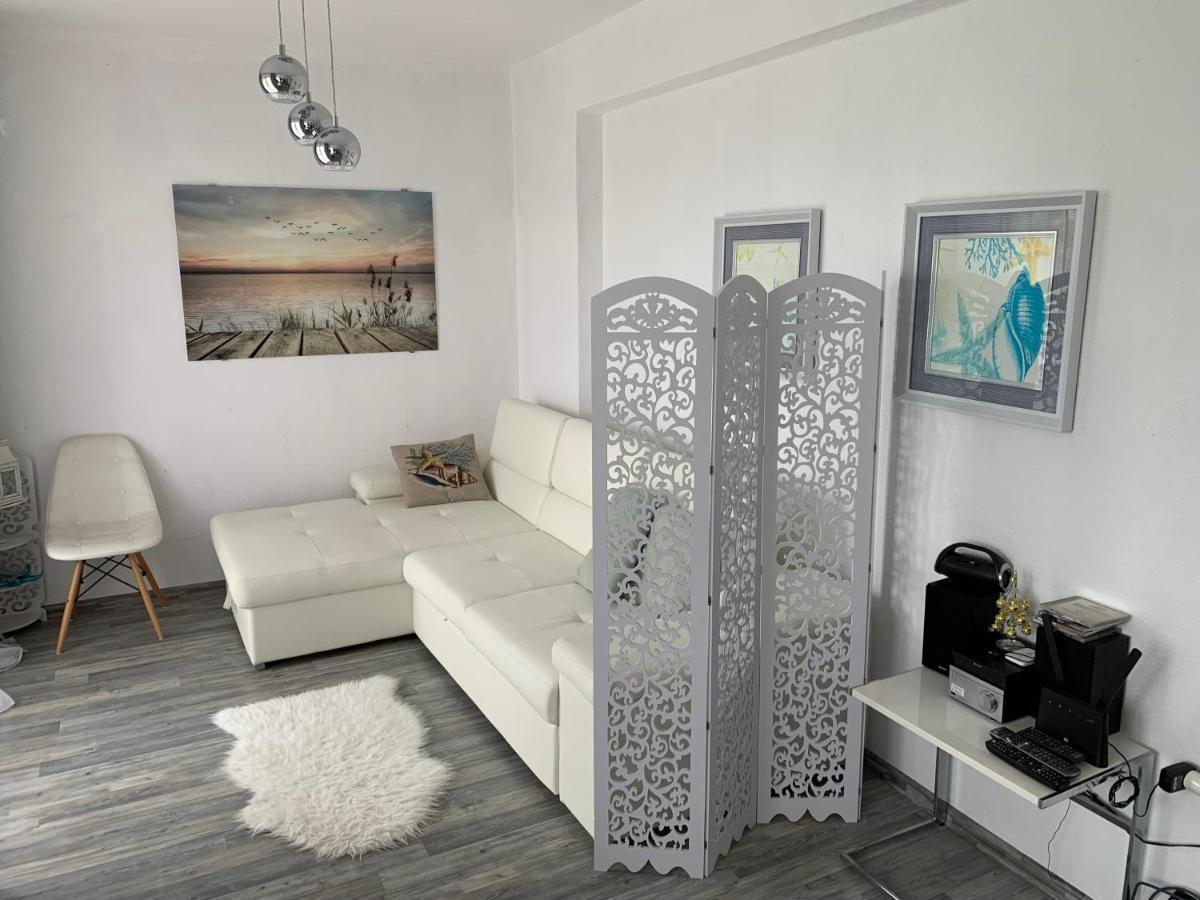 Oasis By The Sea Apartment Приморско Екстериор снимка