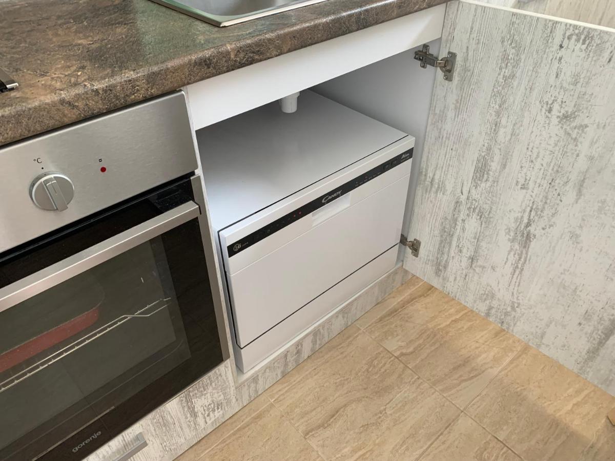Oasis By The Sea Apartment Приморско Екстериор снимка